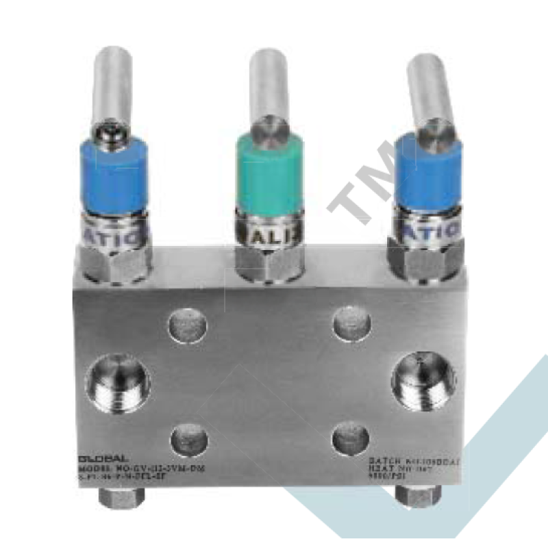 Маніфольд 3-х вентильний 1/2"NPT (F)